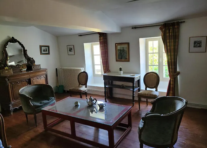 Maison De Maitre Guest house